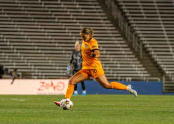 Houston Dash Sign Defender Cate Hardin