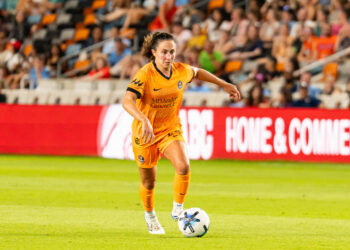 Houston Dash Sign Midfielder Danny Colaprico to New Contract